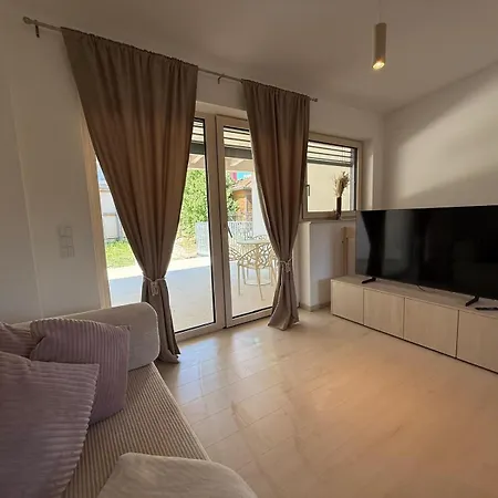 Donau-loft Private Parking Near And Highway Apartment Linz